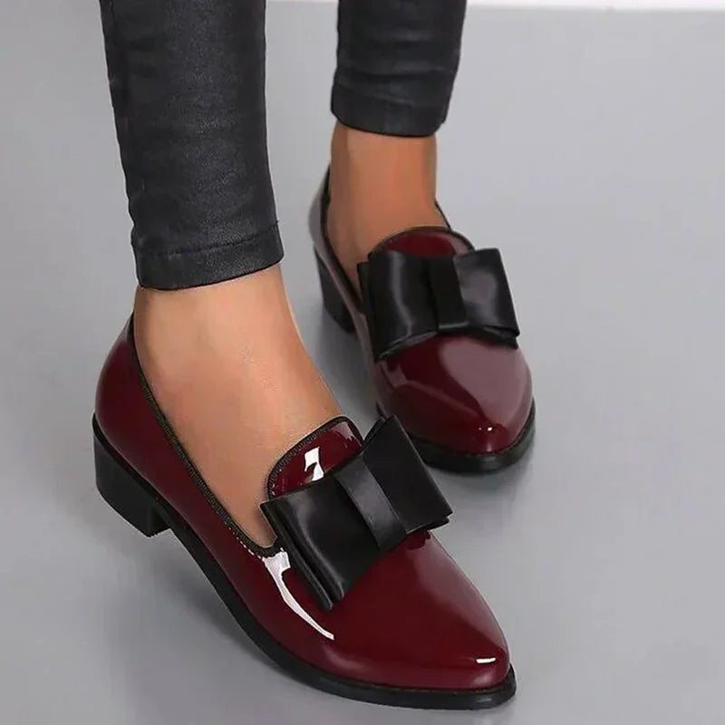 Versailles leren loafers met strik