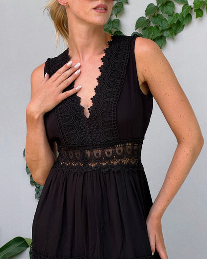 Aurélie - Elegante kanten jurk met V-hals
